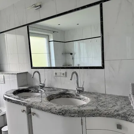 Alpen 52 Apartman *